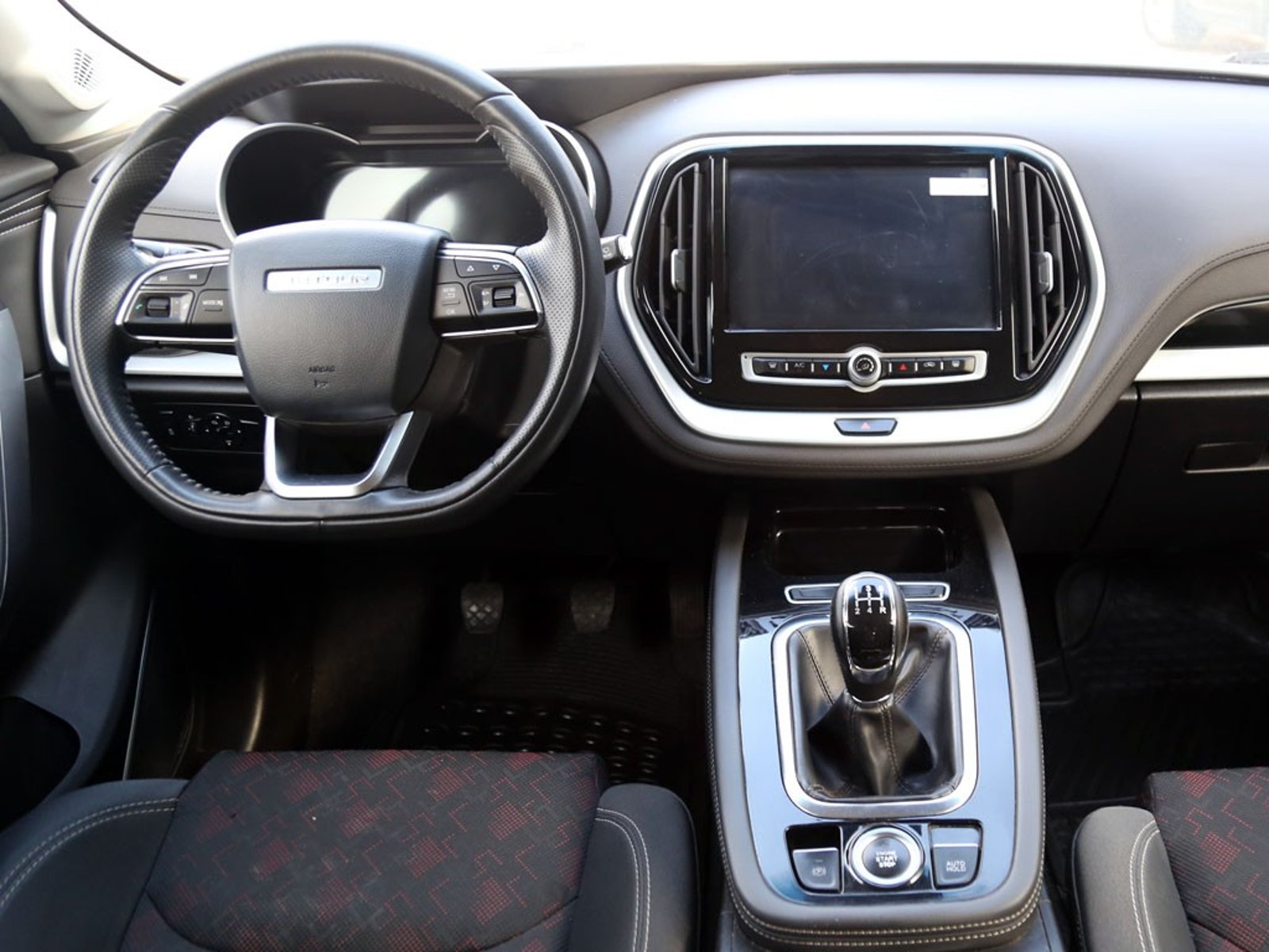 Jetour X70 1.5T GL 4X2 MT 5P 2024 - Imagen 13 de 20