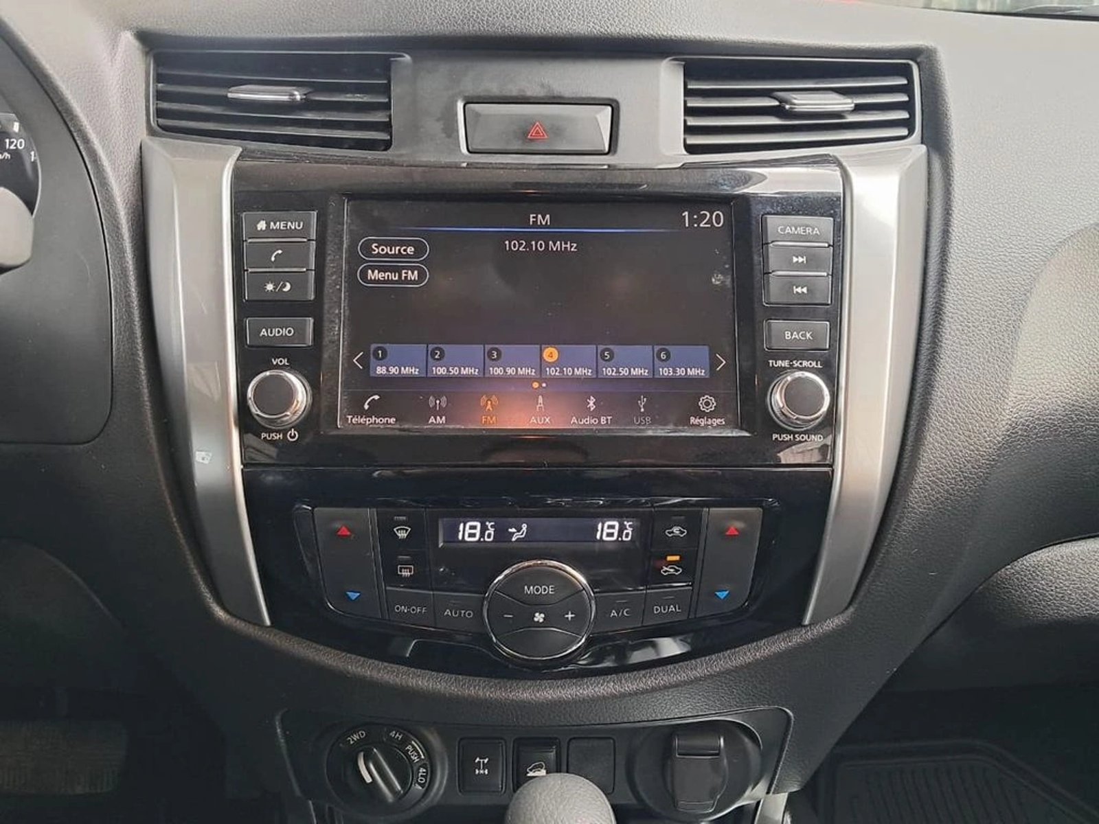 Nissan NAVARA 2.3 XE DC 4X4 AT 2023 - Imagen 19 de 20