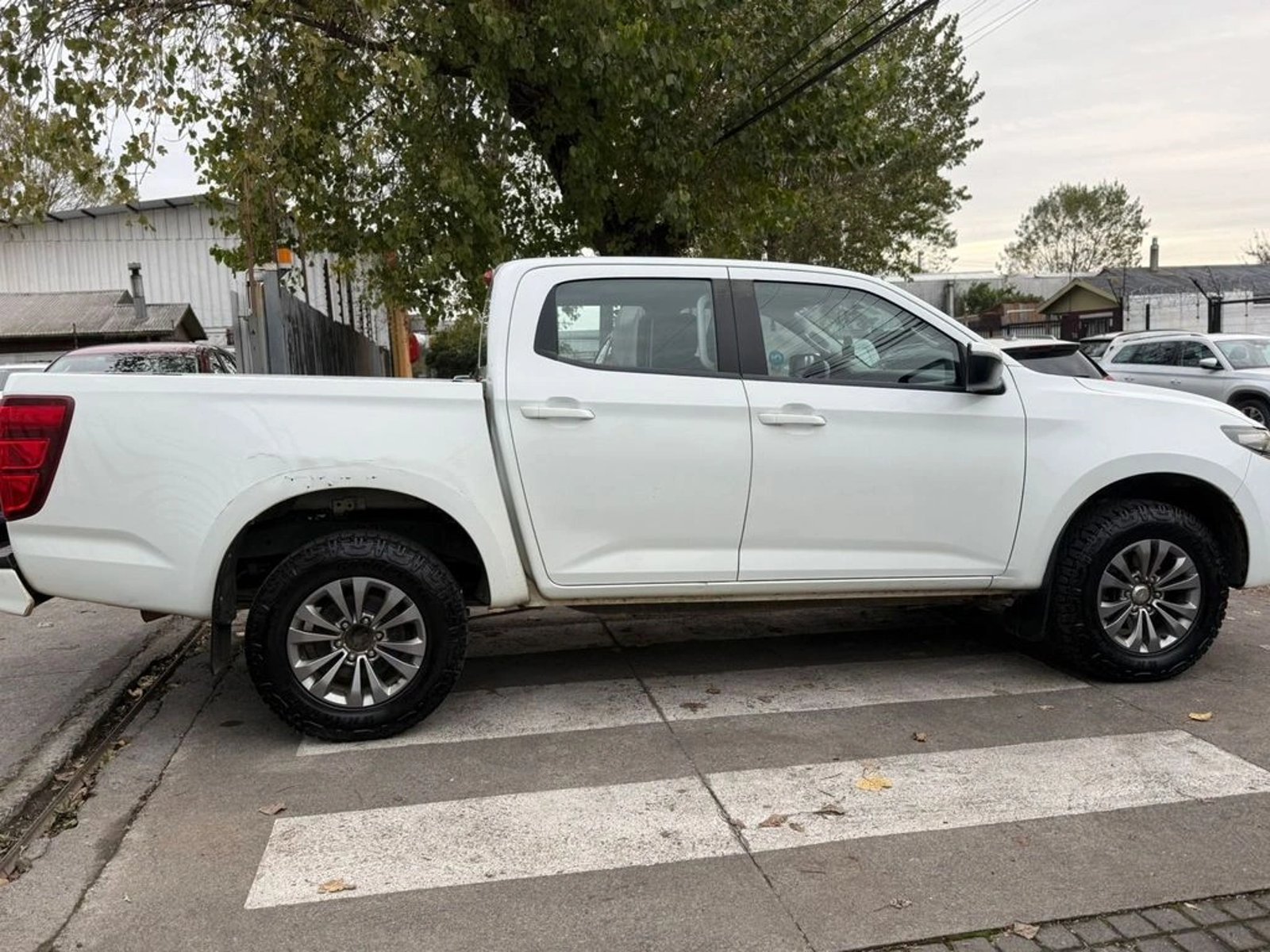 MAZDA BT-50 3.0  4X4  MT 2023 - Foto 4 de 15