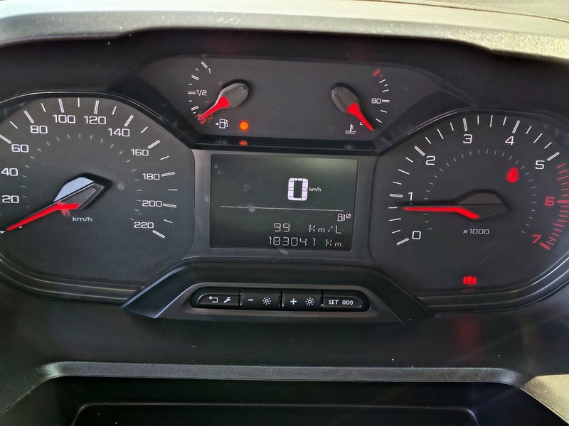 Peugeot PARTNER 1.6 L2 HDI 2022 - Imagen 12 de 17