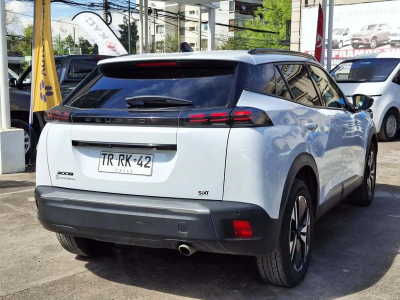 Peugeot 2008 1.5 BlueHDI  Auto Allure 2025 - Imagen 7 de 20