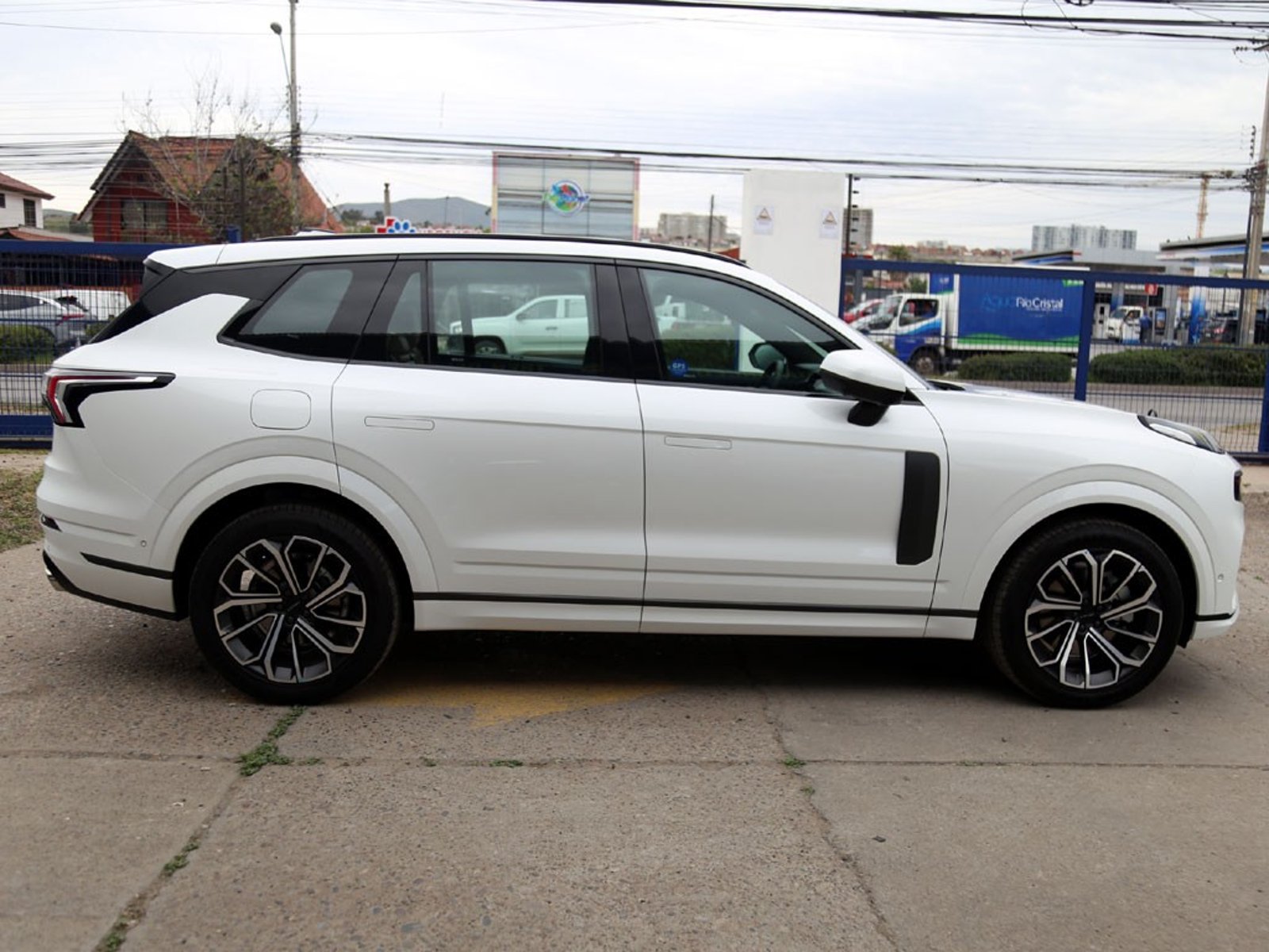 Lynk & Co 09 HALO 2.0 T 2027 - Foto 4 de 20