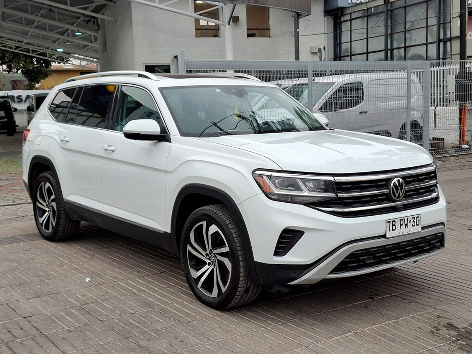 Volkswagen ATLAS 3.6 LIMITED 4X4 7 Pasajeros 2024 - Imagen 3 de 20