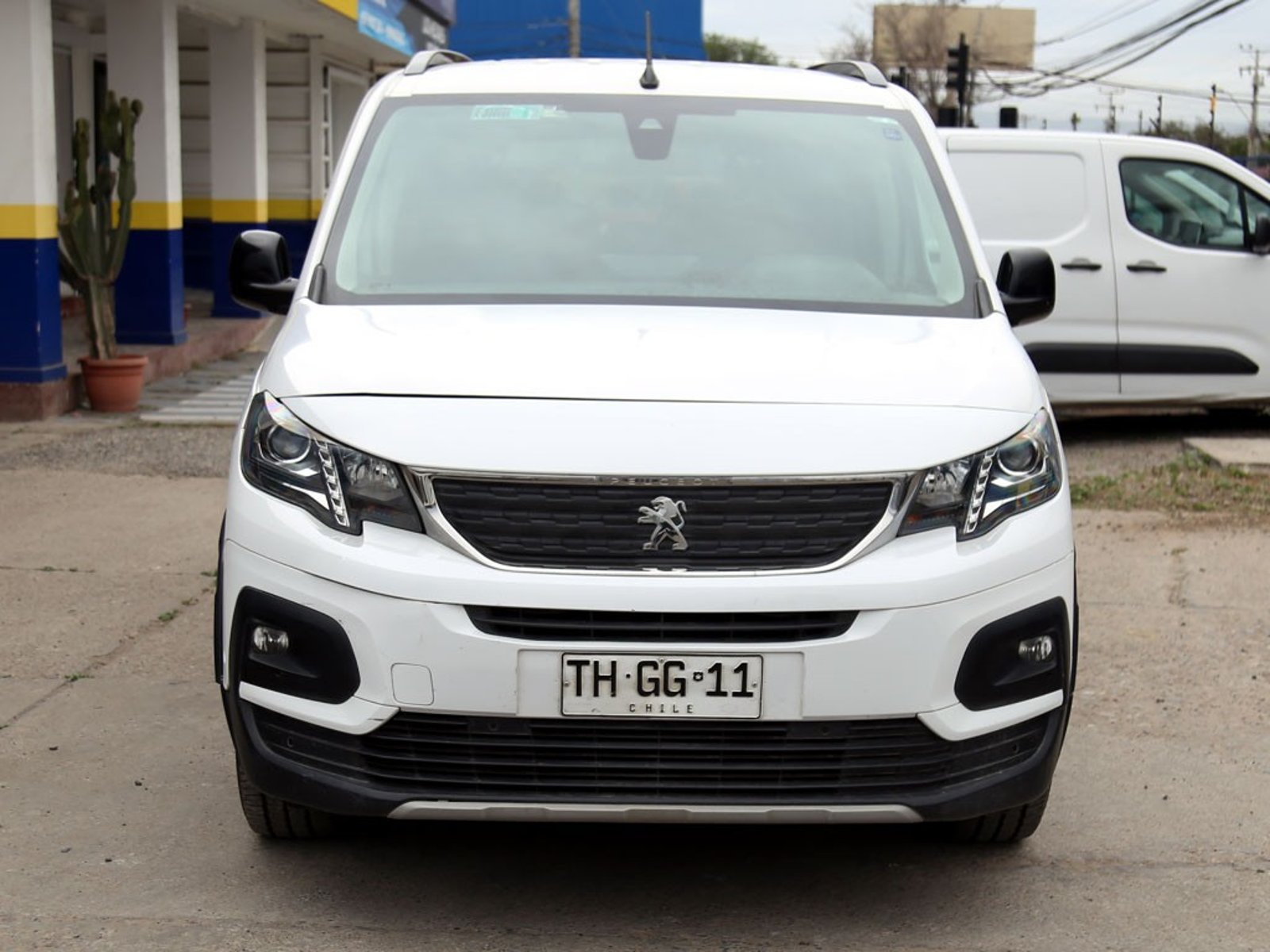 Peugeot RIFTER 1.5 BLUEHDI 130HP 2024 - Foto 2 de 20