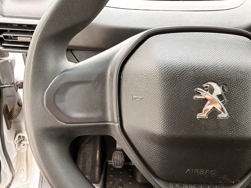 Peugeot PARTNER 1.5 L2 BLUEHDI 2024 - Imagen 17 de 20