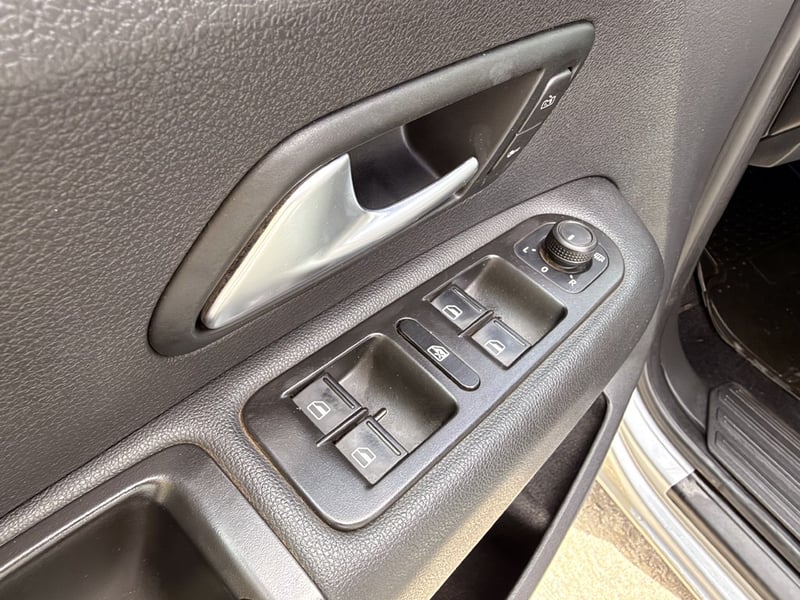 Volkswagen AMAROK 2.0 COMFORTLINE  4MOTION 2023 - Imagen 10 de 20