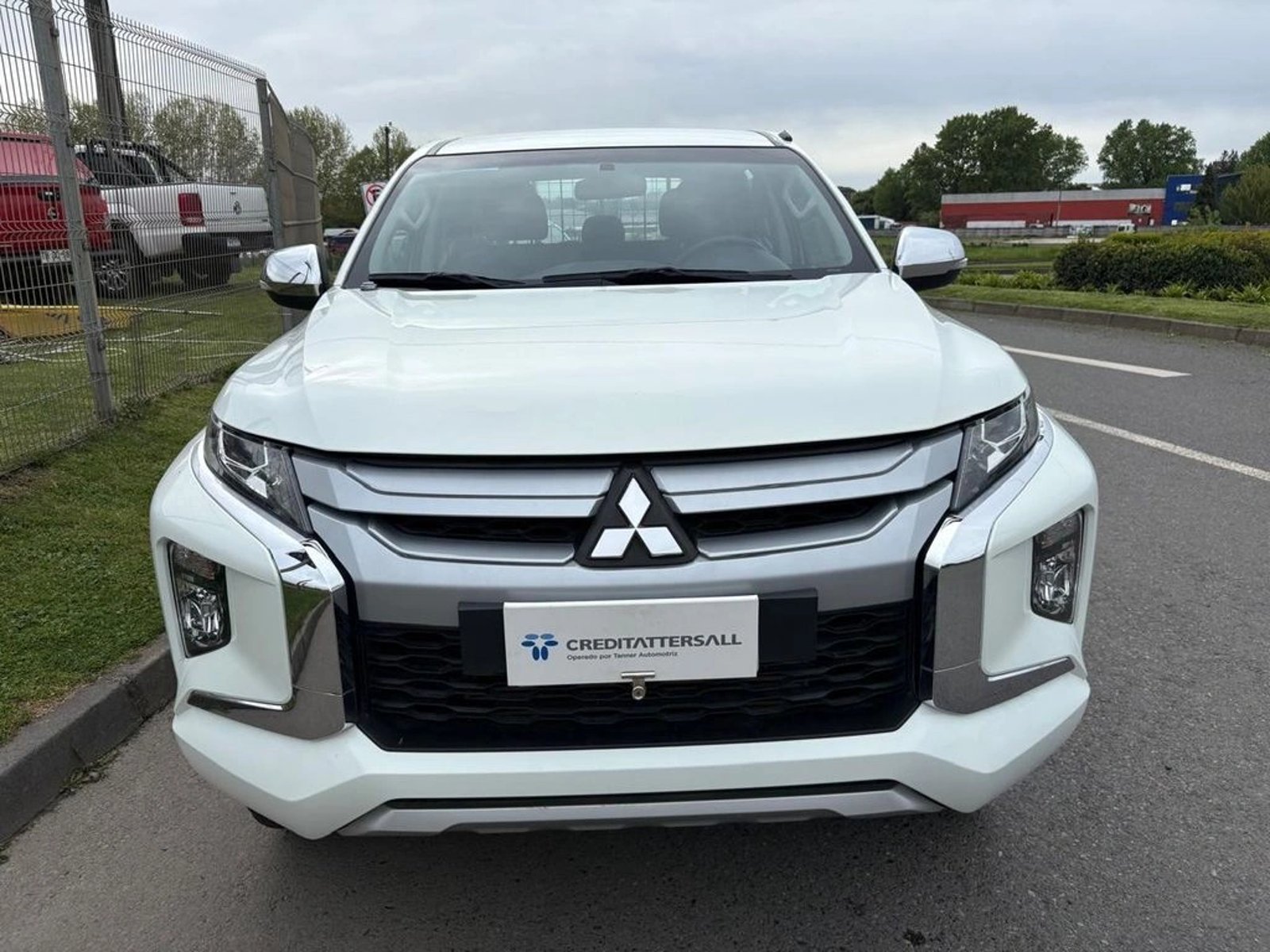 Mitsubishi L200 KATANA CR 4X2 2023 - Foto 3 de 11