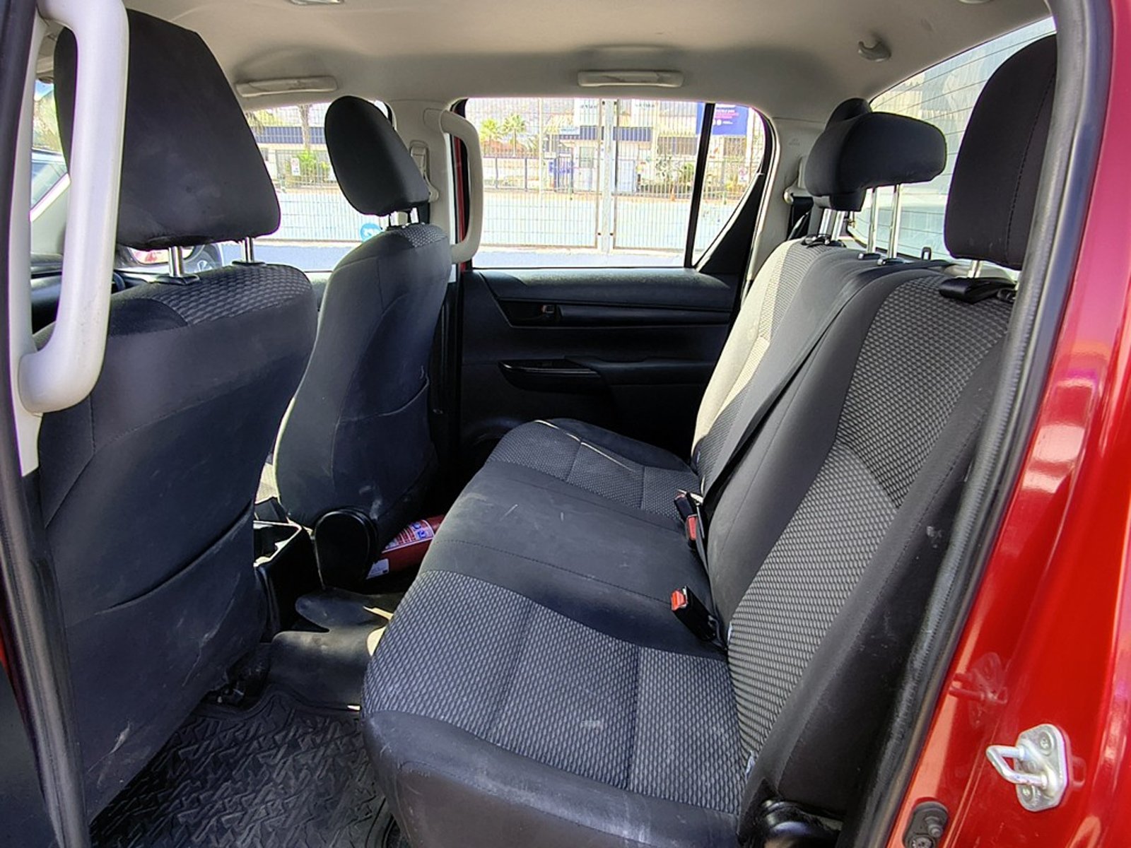 Toyota HILUX HILUX TSS 2.4 Diesel 4X2 T/M 2022 - Imagen 15 de 20