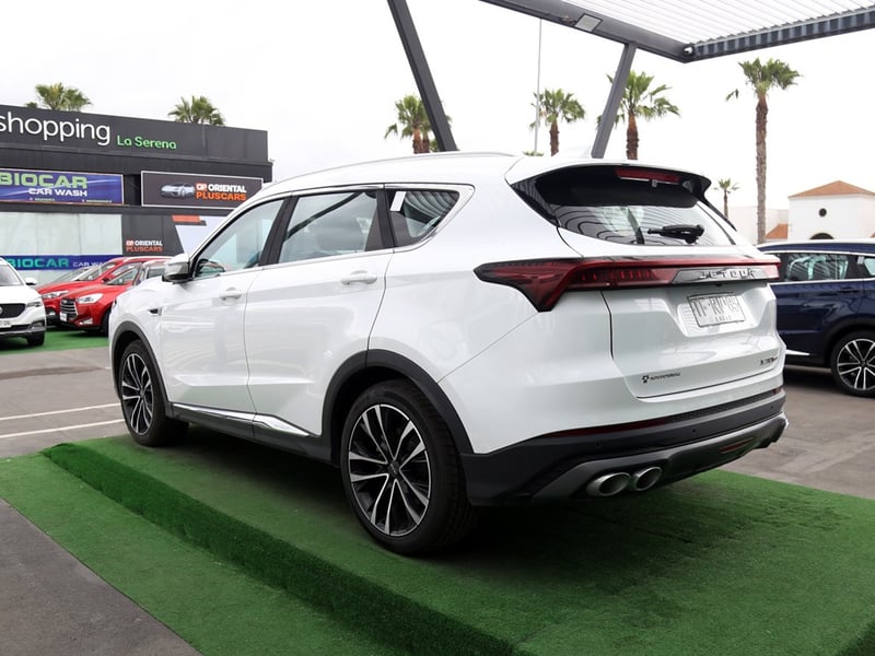 Jetour X70 PLUS 1.5 AT 2024 - Imagen 6 de 20