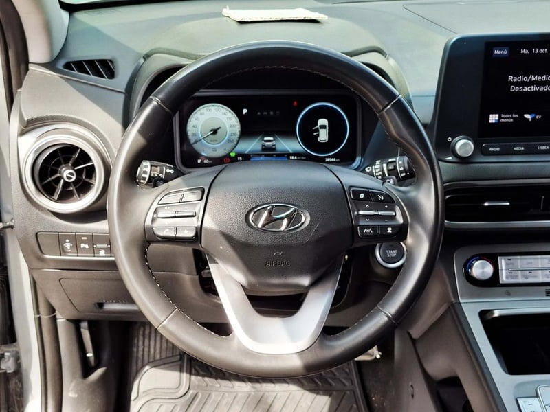 Hyundai KONA EV ELECTRICO 2023 - Imagen 17 de 20
