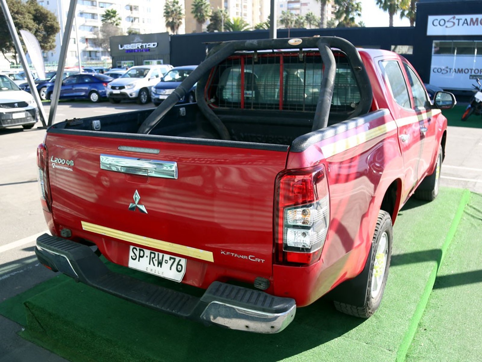 Mitsubishi L200 L200 KATANA 4X4 DIESEL 2023 - Imagen 7 de 20