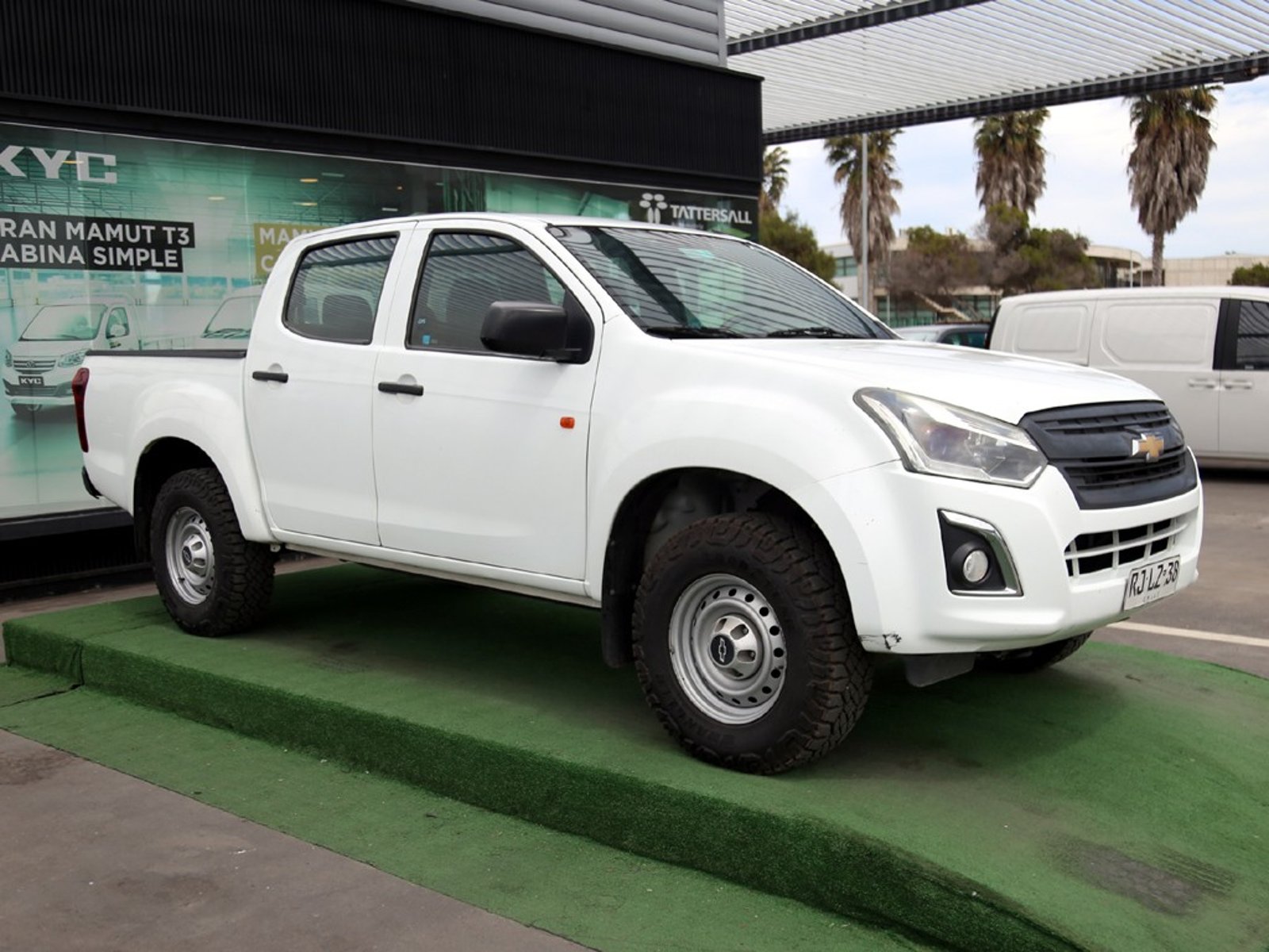 Chevrolet D-MAX 2.5 4X2 MT 2022 - Foto 3 de 20