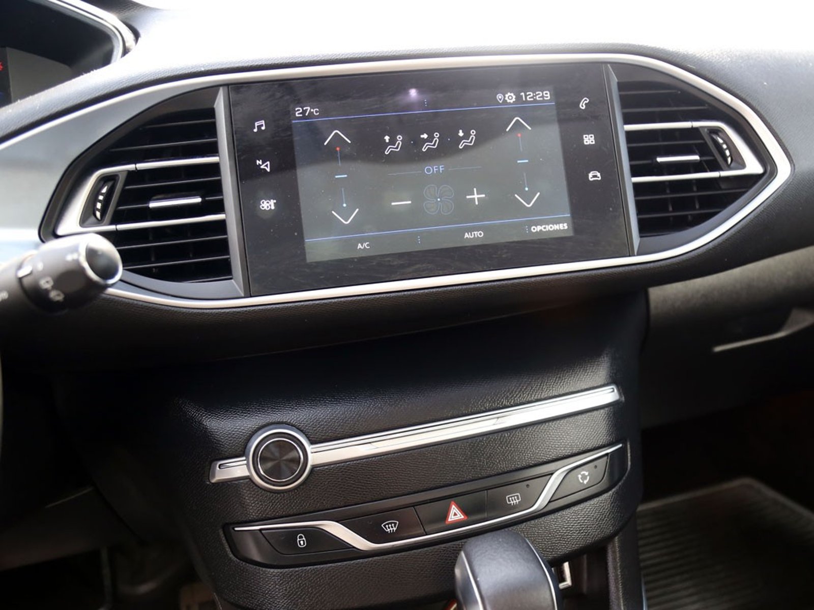 PEUGEOT 308 1.6 ALLURE PACK THP 4X2 165 EAT6 5P 2021 - Imagen 19 de 20