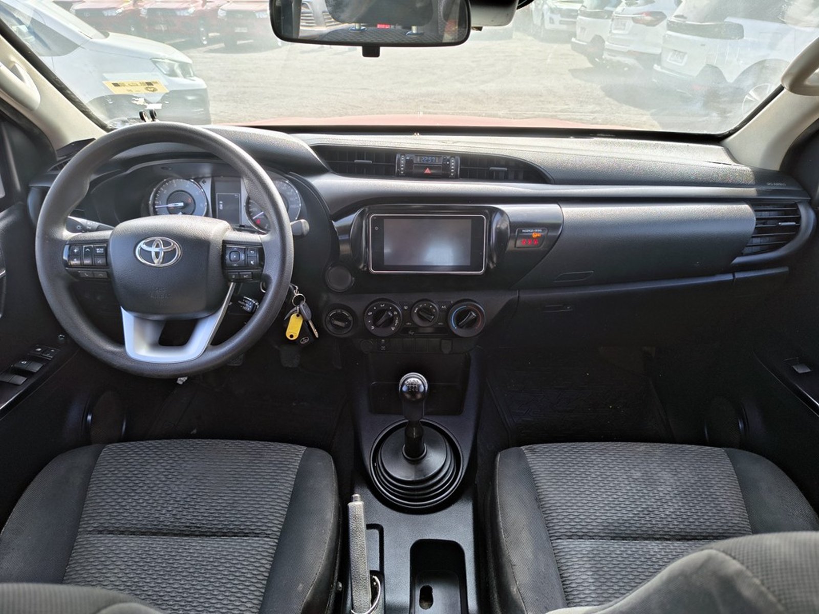 Toyota HILUX HILUX TSS 2.4 Diesel 4X4 T/M 2024 - Imagen 14 de 17