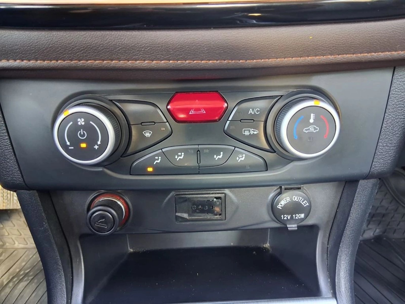 ZX AUTO TERRALORD DLX 4X2 2023 - Imagen 14 de 19
