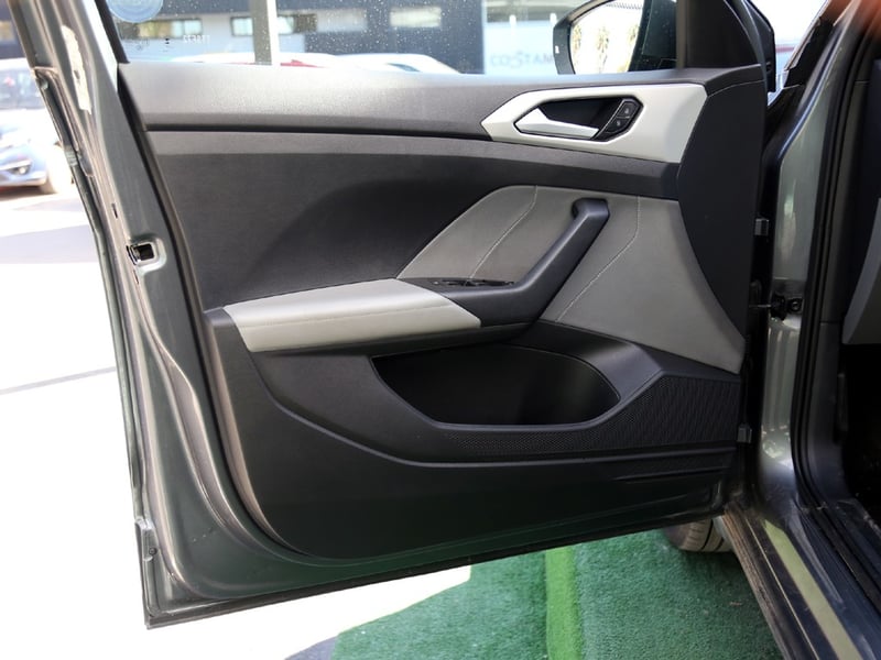 Volkswagen T-CROSS 1.0 AT TSI COMFORTLINE 2025 - Imagen 12 de 20