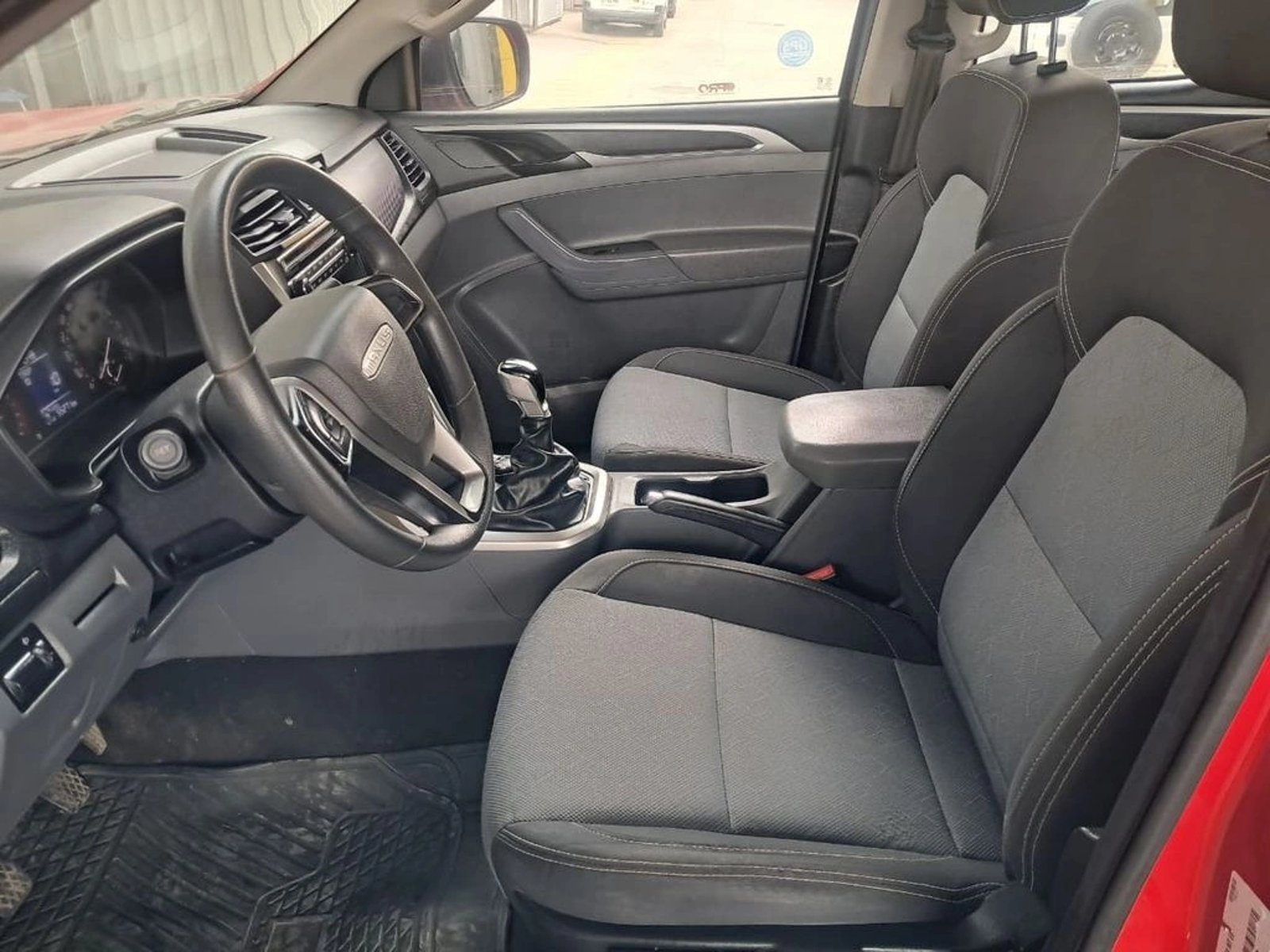 Maxus T60 2.0 DX 4X4 MT 2024 - Imagen 12 de 20