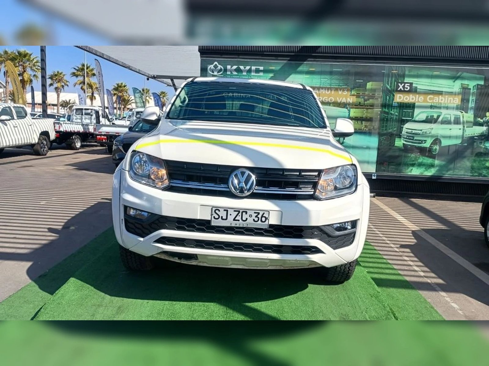 Volkswagen AMAROK 2.0 TRENDLINE DIESEL 4MOTION 4X4 DOB. CAB. MT 4P 2023 - Foto 2 de 14