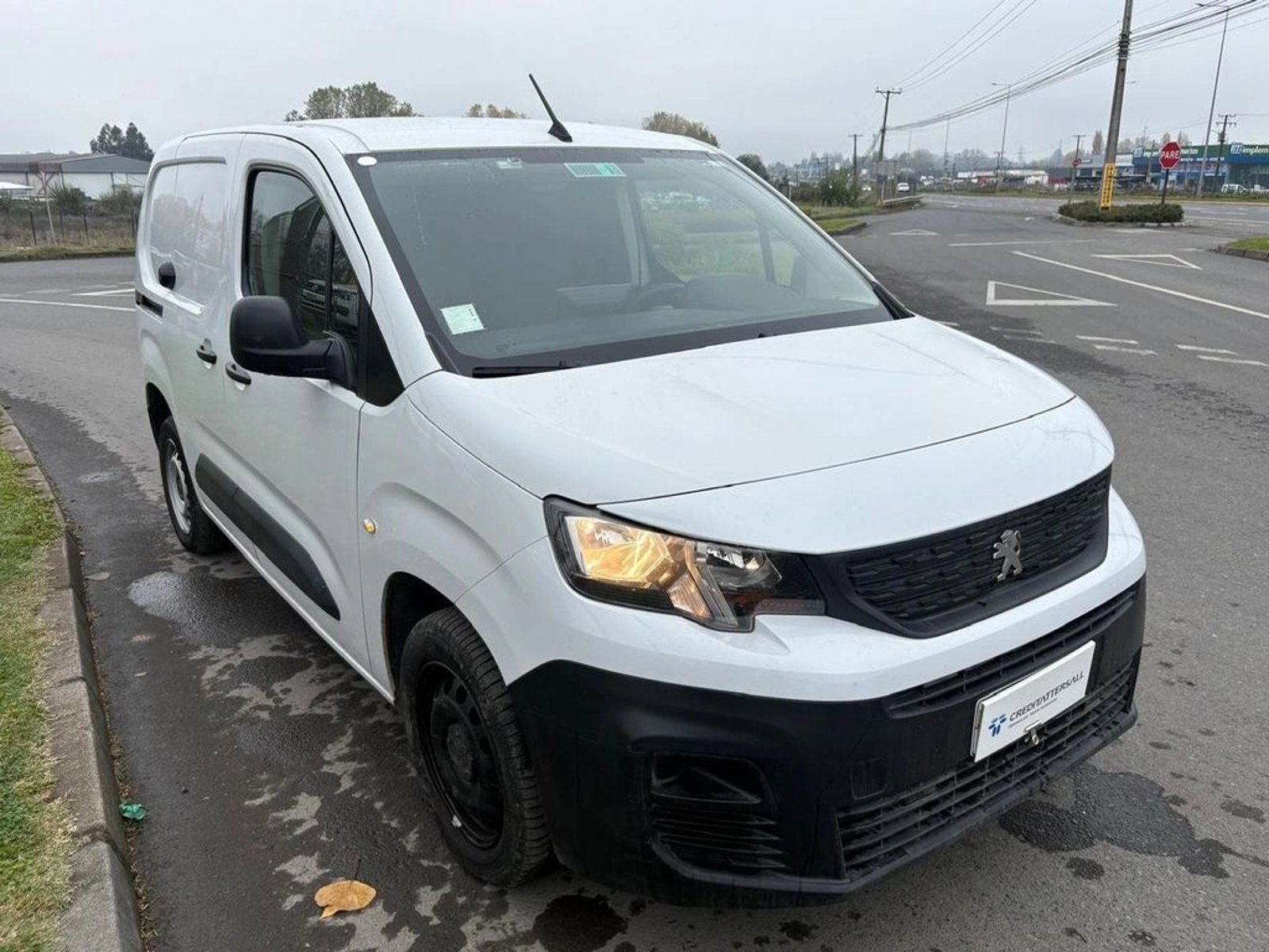 Peugeot PARTNER L1 HDI DIESEL 2024 - Foto 2 de 12