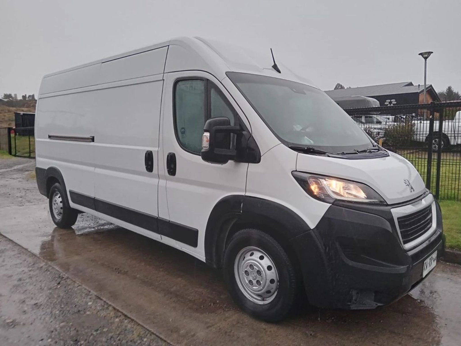 Peugeot BOXER BOXER L3H2 2.0 2022 - Foto 3 de 6