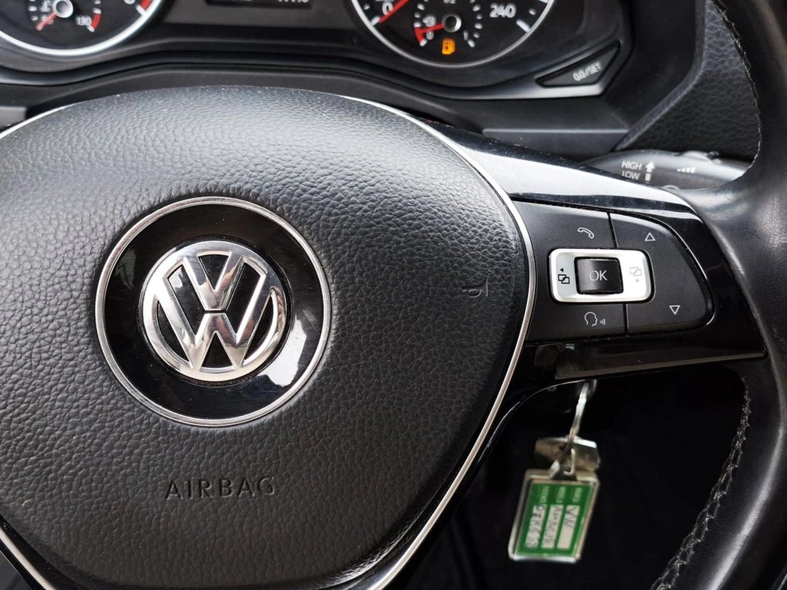 VOLKSWAGEN AMAROK 3.0 2021 - Imagen 18 de 20