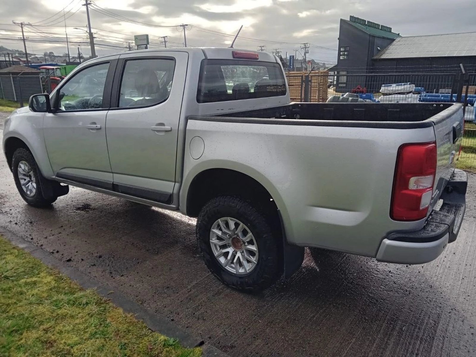 Chevrolet COLORADO COLORADO LT 2022 - Foto 2 de 9