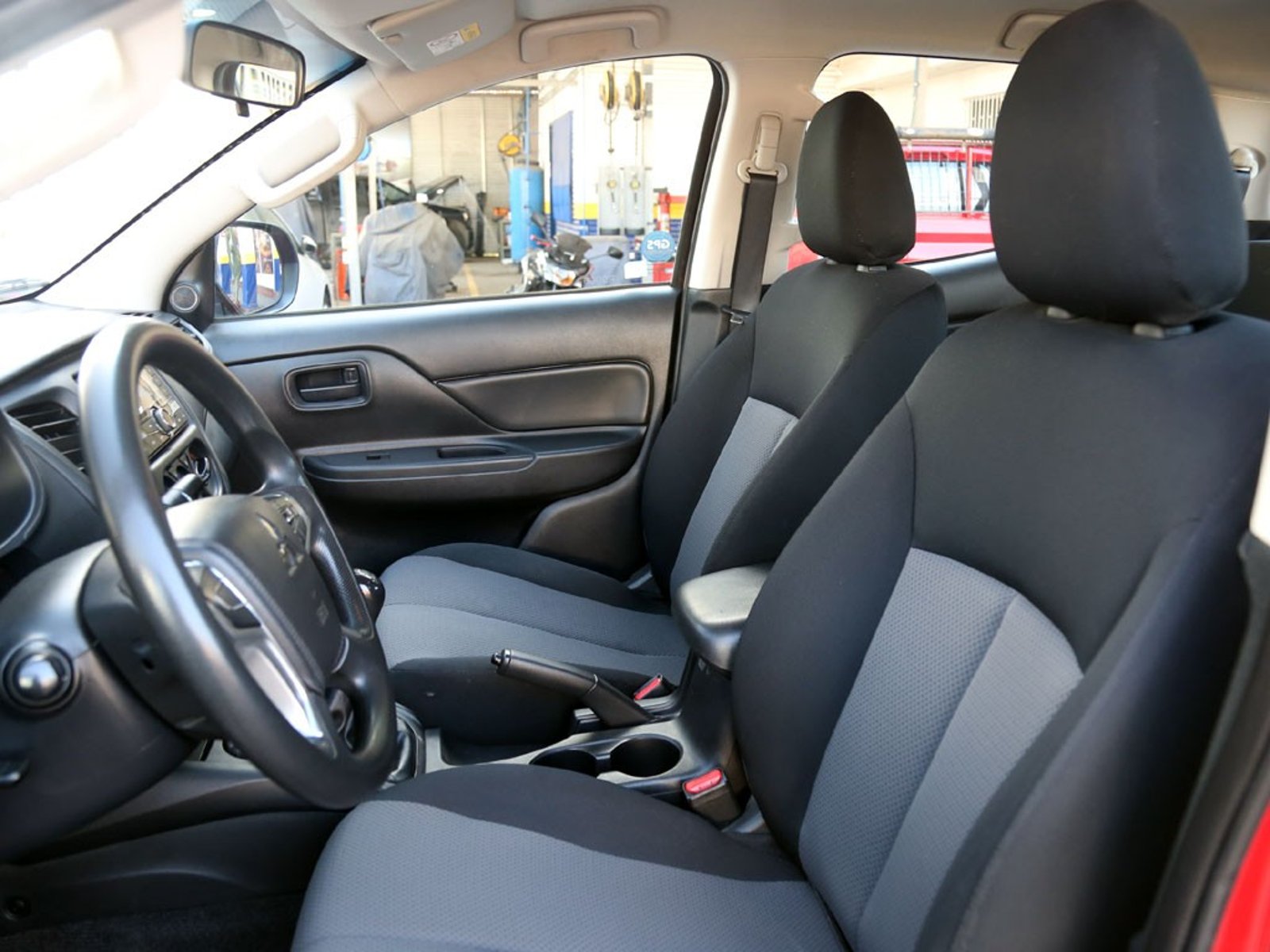 Mitsubishi L200 KATANA CRDI 2022 - Imagen 17 de 20