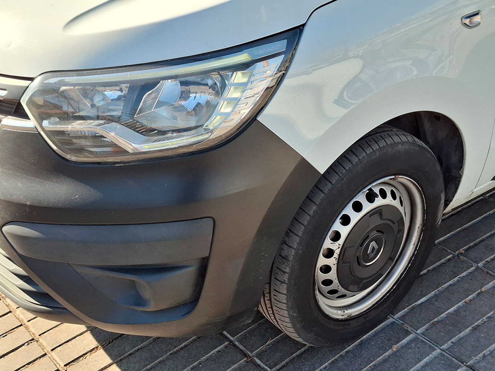 RENAULT EXPRESS 1.5 ZEN 2023 - Imagen 7 de 20