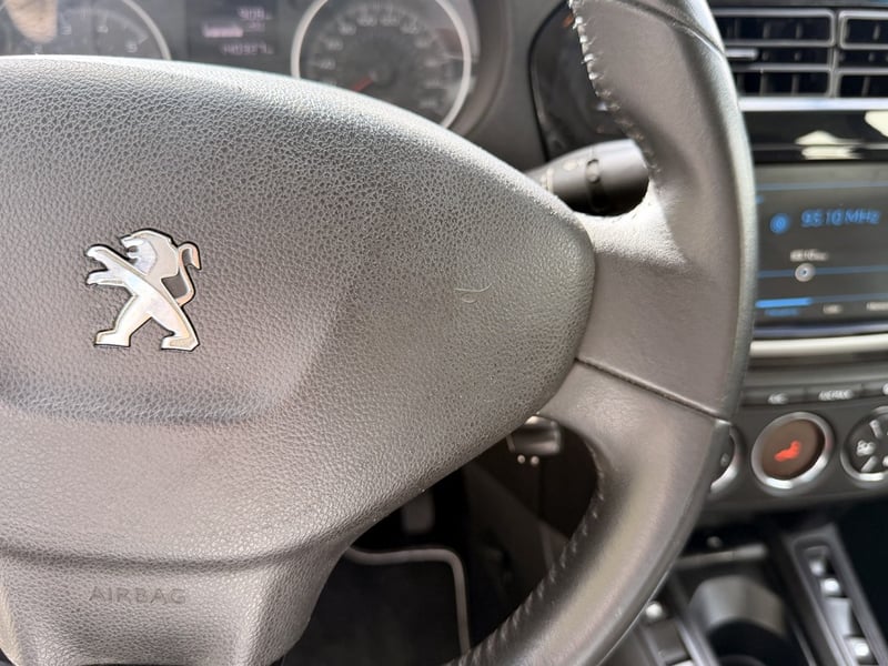 Peugeot 301 1.6 ALLURE HDI 2023 - Imagen 18 de 20