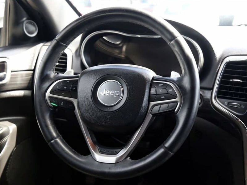 Jeep GRAND CHEROKEE 3.6 LAREDO 4X2 AT 5P 2020 - Imagen 15 de 20