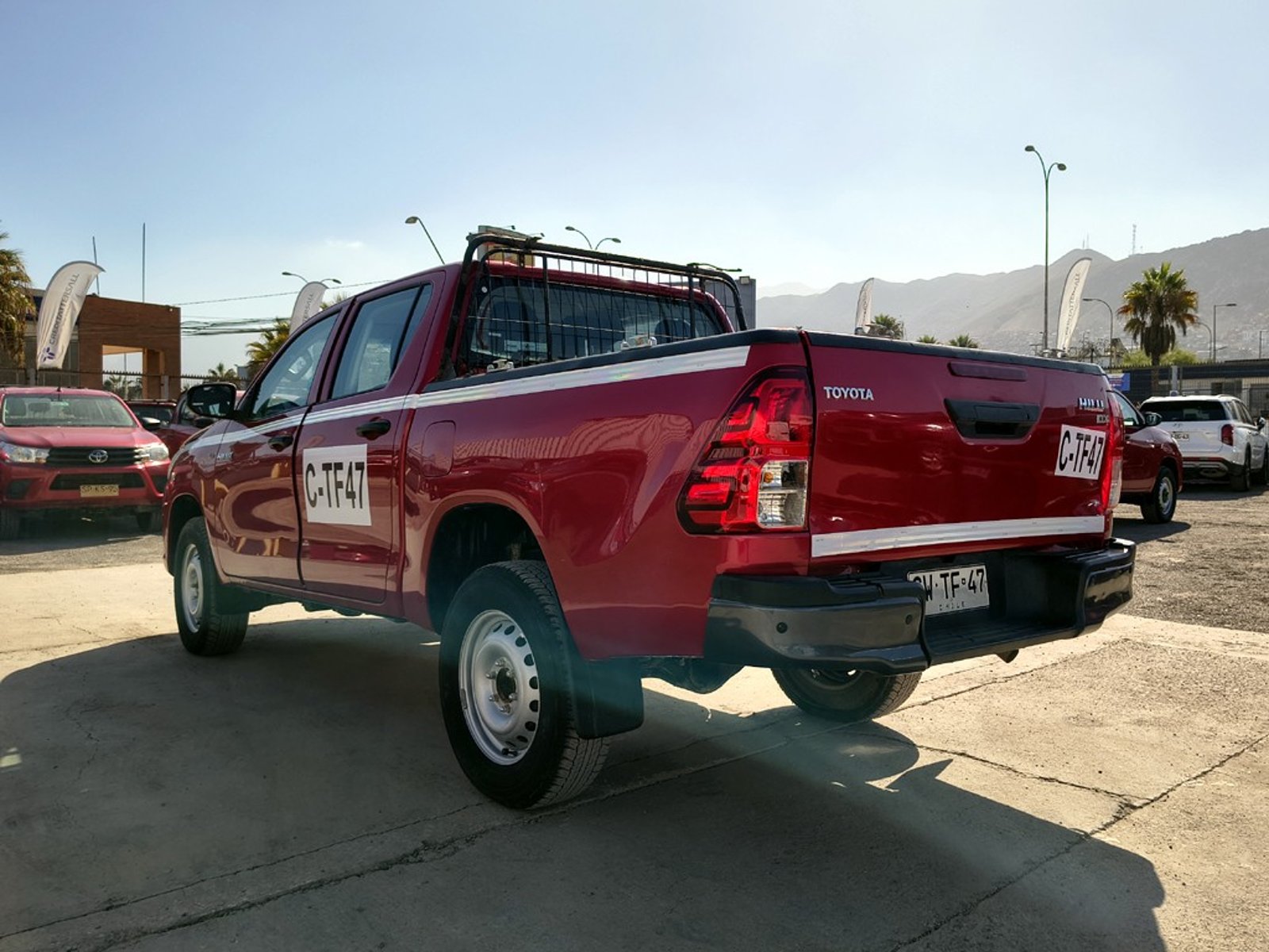 TOYOTA HILUX 2.4 DX 4X2 DIESEL MT 2023 - Imagen 5 de 18