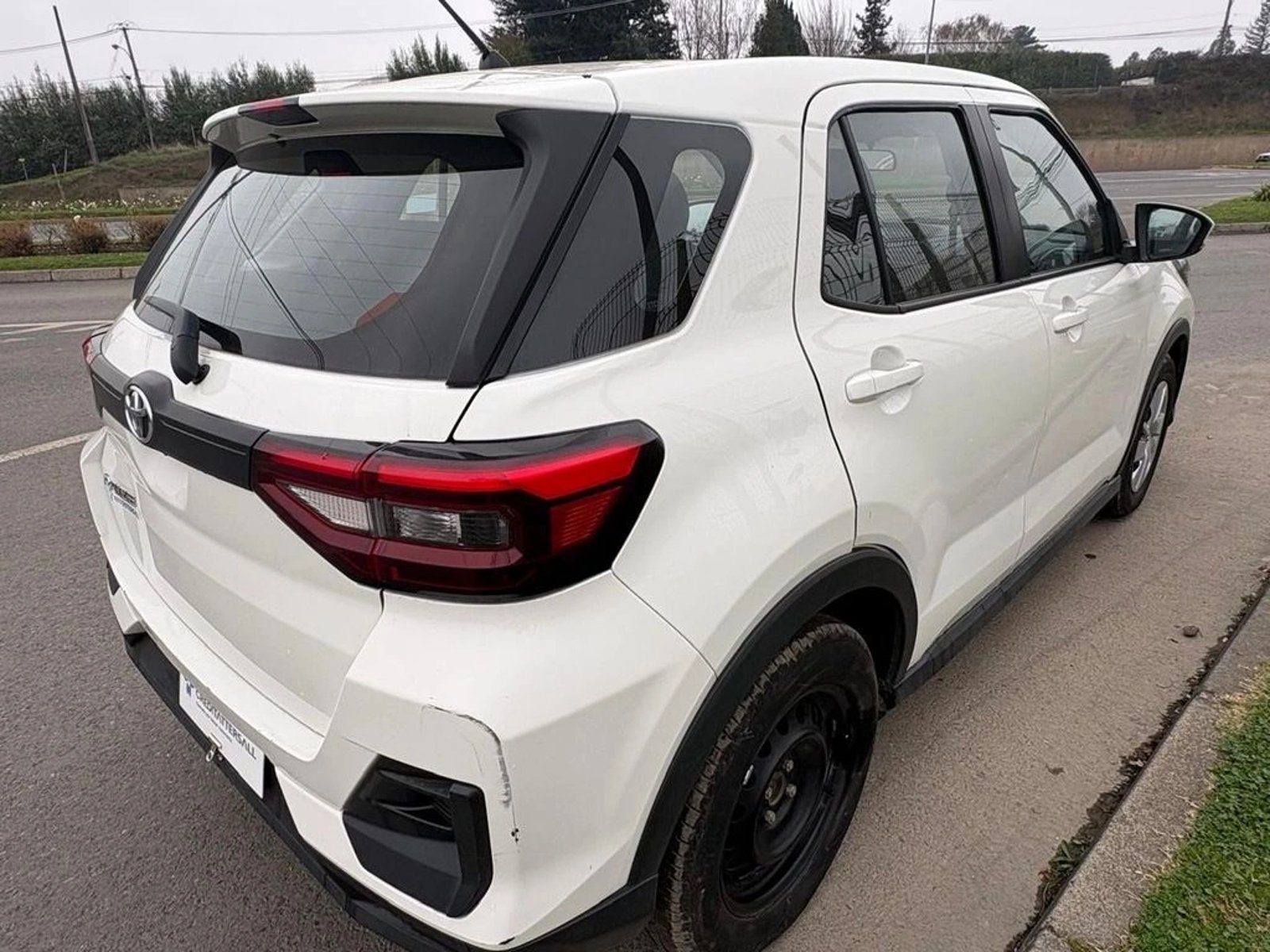 TOYOTA RAIZE 1.2 MT 2025 - Imagen 4 de 12