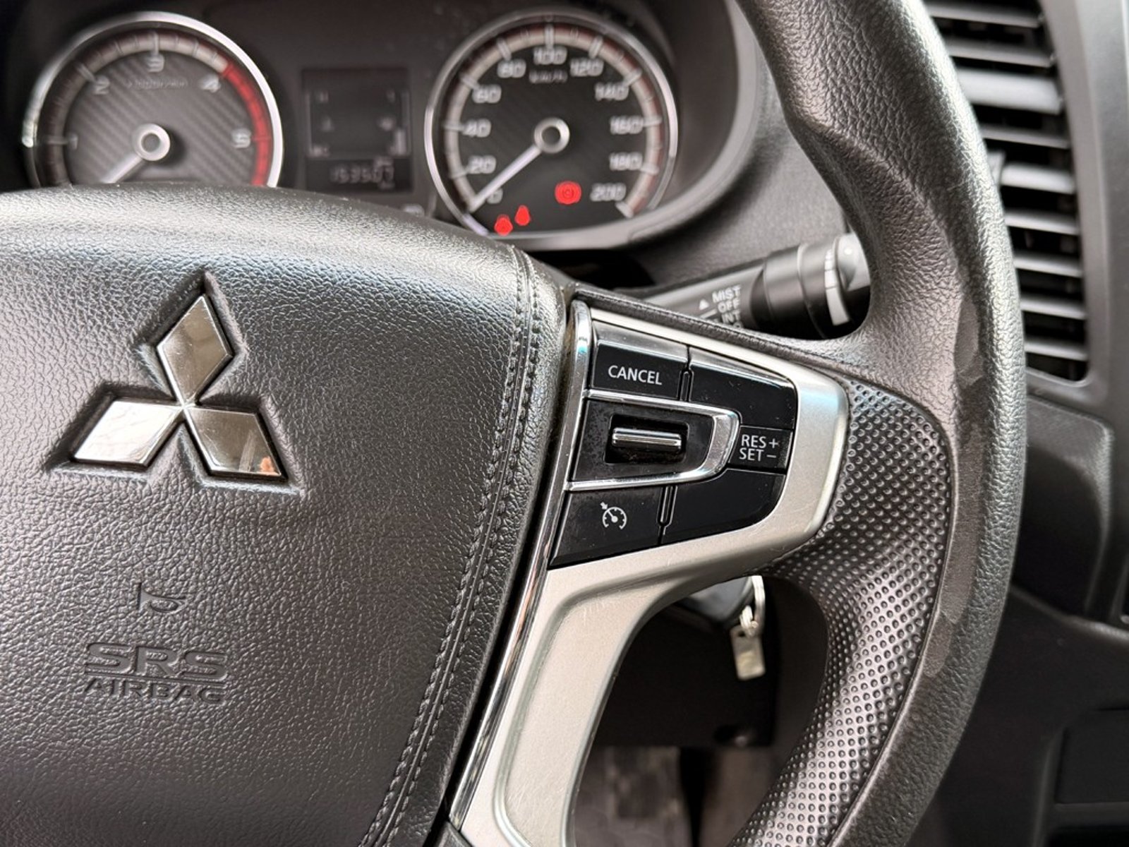 Mitsubishi L200 Katana CRT 2023 - Imagen 15 de 20