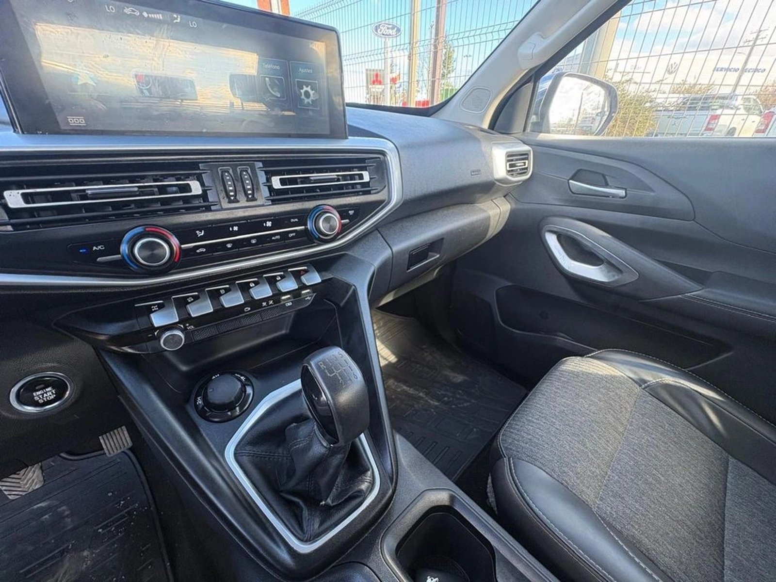 Peugeot LANDTREK 1.9 4X4 MT 2023 - Imagen 10 de 13