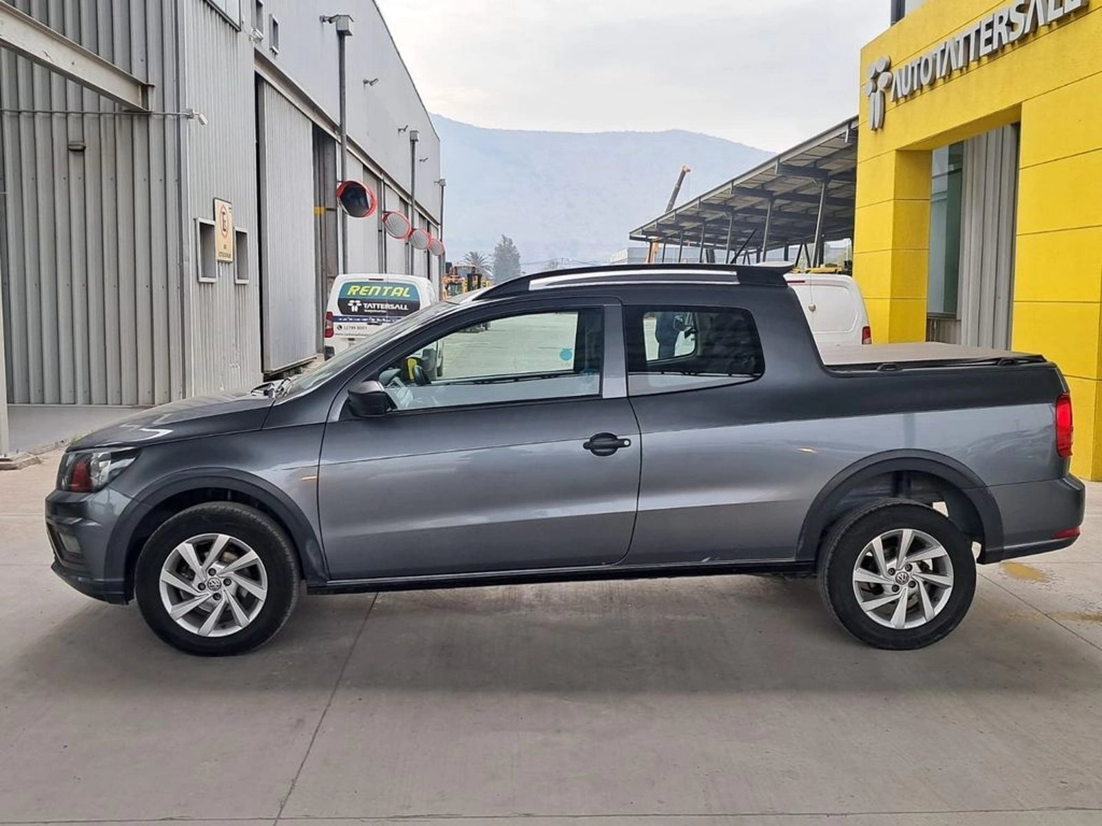 Volkswagen SAVEIRO COMFORTLINE CAB EXTENDIDA 1.6 MT 4X2 2021 - Imagen 9 de 20
