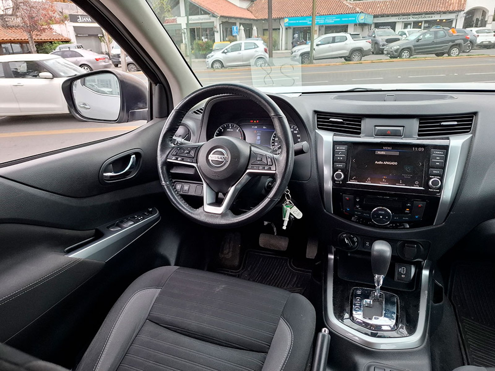 NISSAN NAVARA 2.3D XE 2022 - Imagen 9 de 20