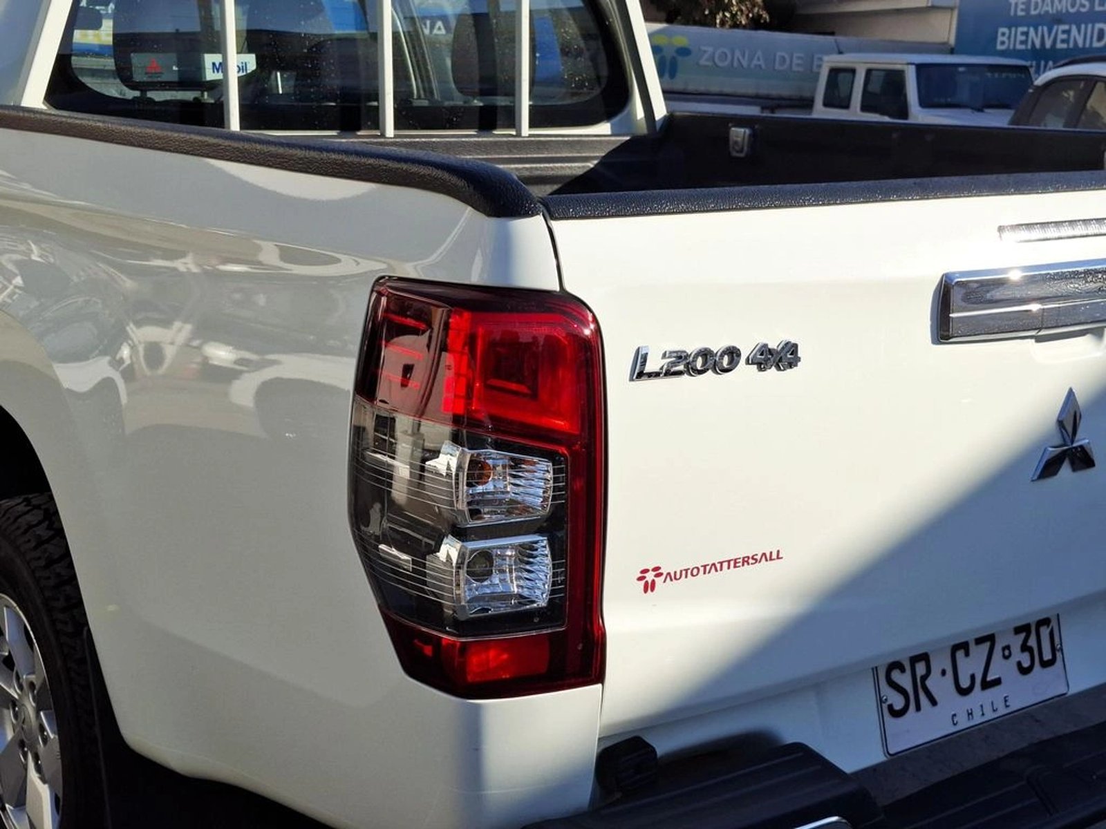 MITSUBISHI L200 2.4 2023 - Imagen 11 de 20