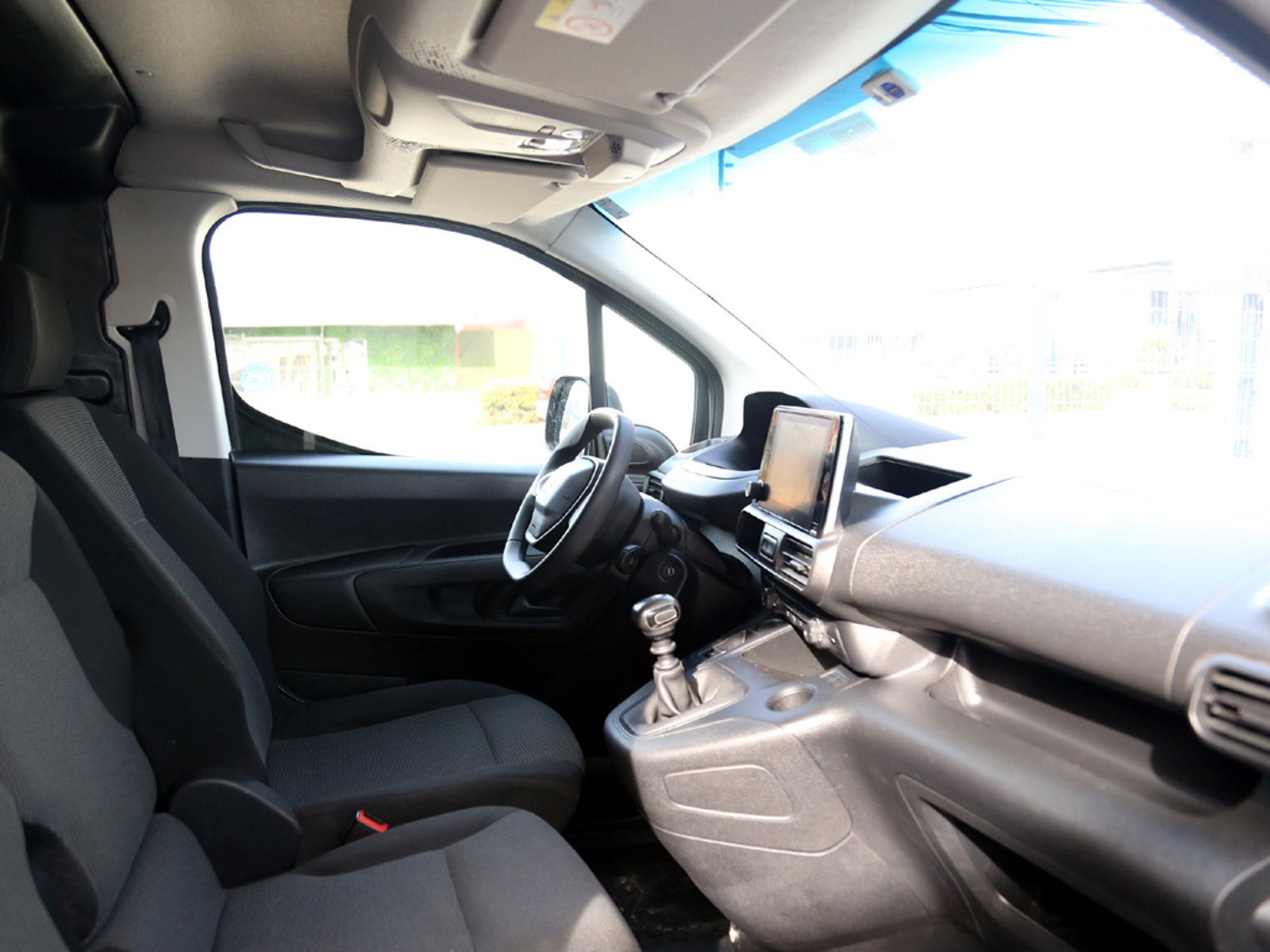 Peugeot PARTNER 1.5 L1 BLUEHDI 100 MT DIESEL 2024 - Imagen 16 de 20