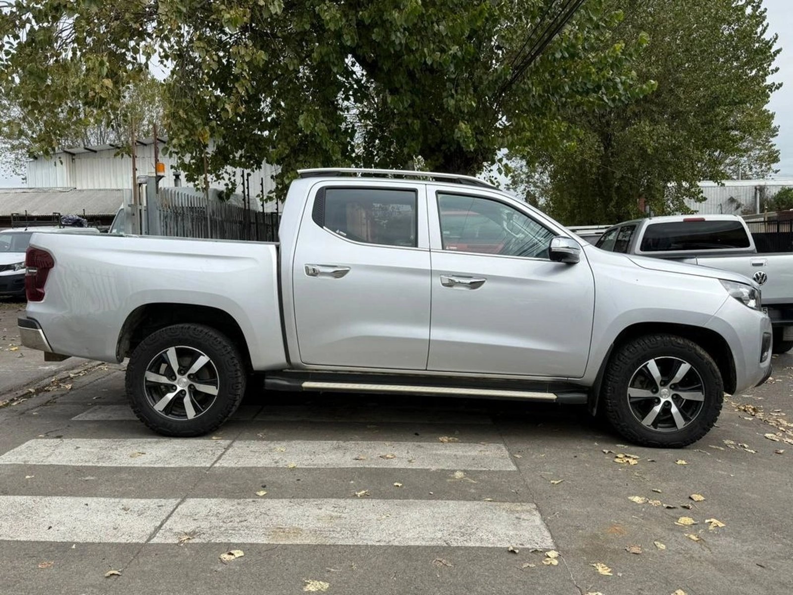 Peugeot LANDTREK ACTIVE HDI  4X4 MT 2023 - Foto 4 de 14