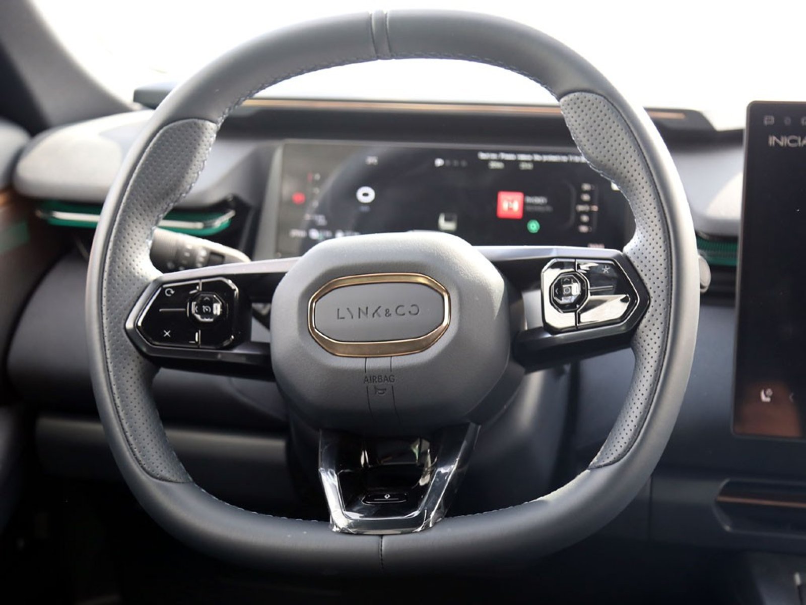 LYNK&CO 08 HALO HYBRID PHEV 1.5T 2026 - Imagen 14 de 20