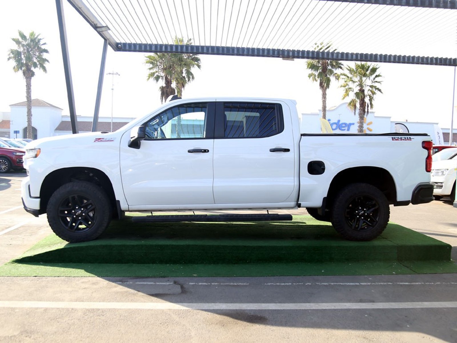 CHEVROLET SILVERADO 5.3 LT AT 4X4 2022 - Imagen 5 de 20