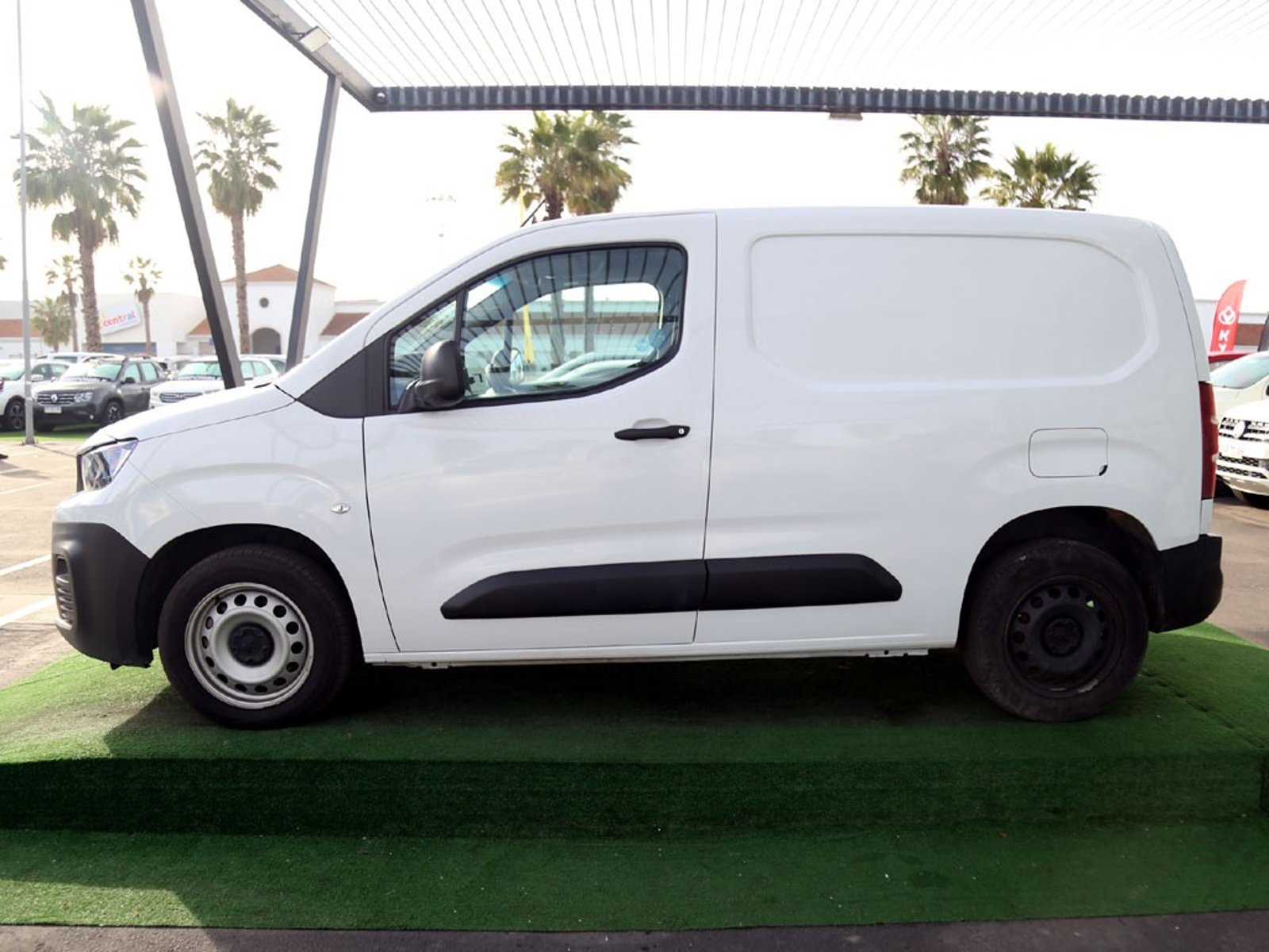 Peugeot PARTNER 1.5 L1 BLUEHDI 100 MT DIESEL 2023 - Imagen 5 de 20