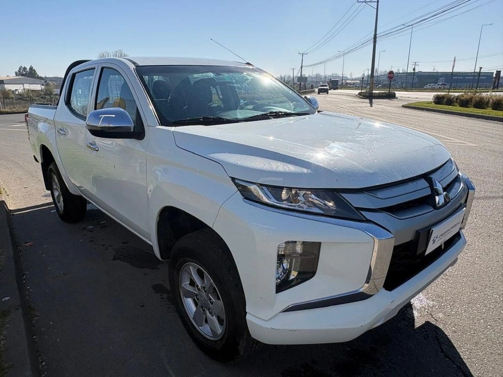Mitsubishi L200 KATANA CR 4X2 2023 - Foto 2 de 12