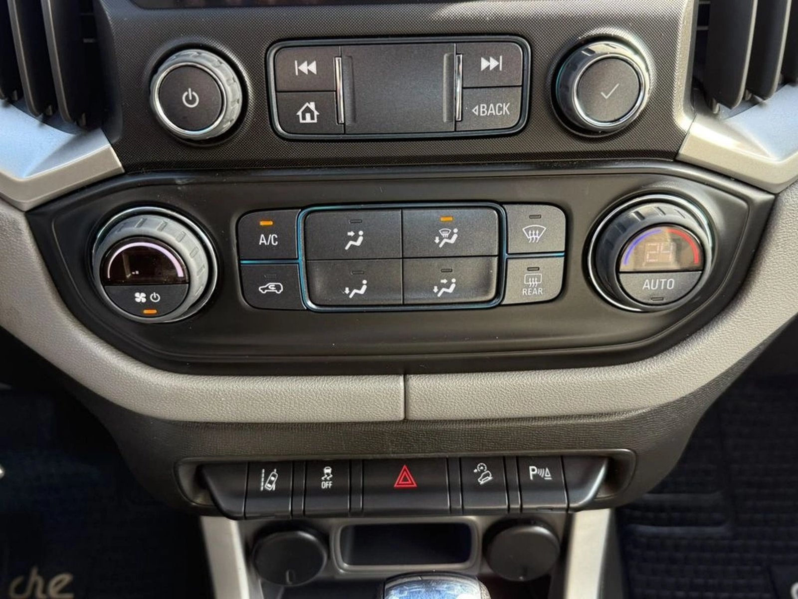 Chevrolet COLORADO 2.8 4X4 LTZ 2023 - Imagen 18 de 19
