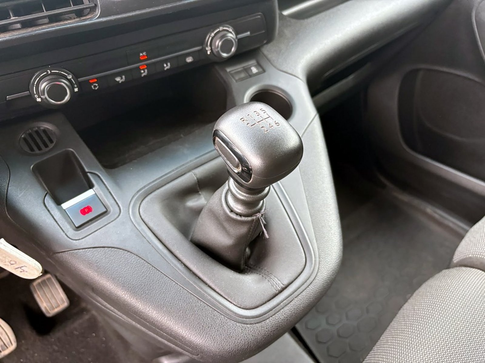 PEUGEOT PARTNER 1.5 L1 BLUEHDI 2023 - Imagen 16 de 18