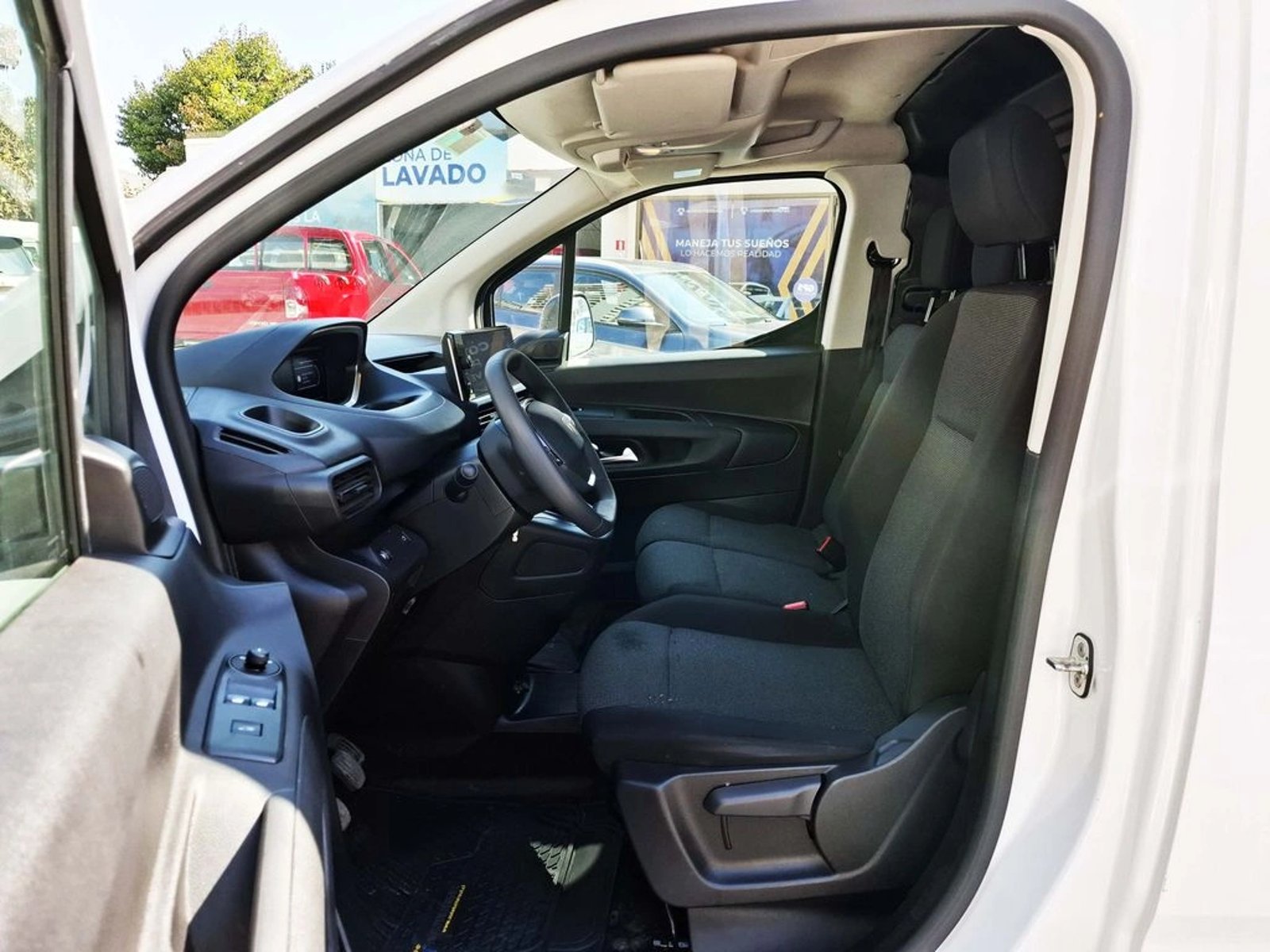 Peugeot PARTNER 1.5 2025 - Imagen 14 de 20
