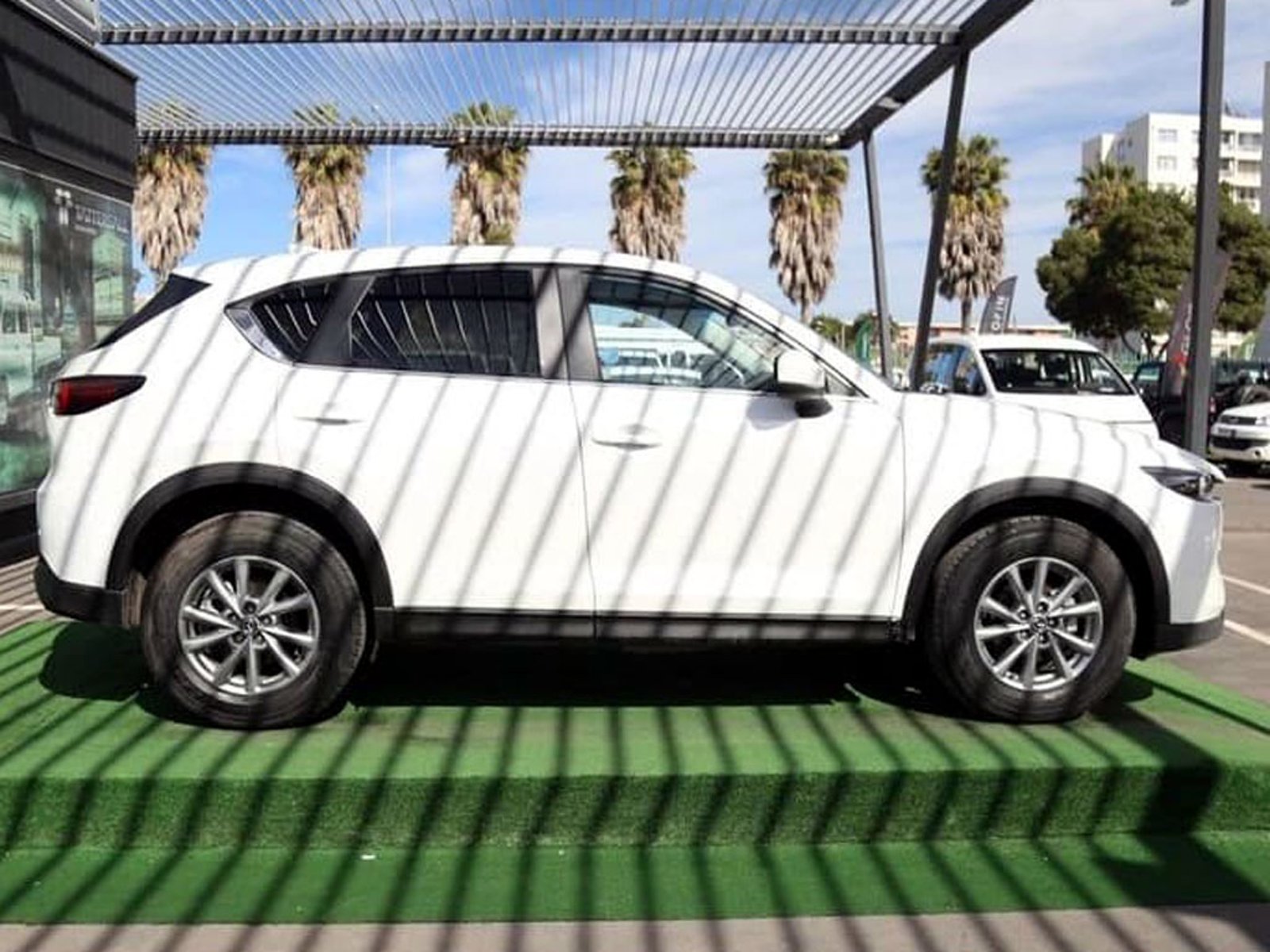 Mazda CX-5 2.0 CORE AWD AUT 2025 - Foto 4 de 20