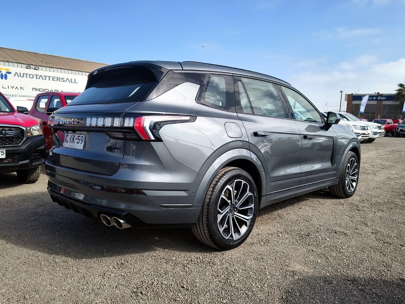Lynk & Co 09 09 HALO Hibrido 4X4 T/A 2027 - Imagen 6 de 20