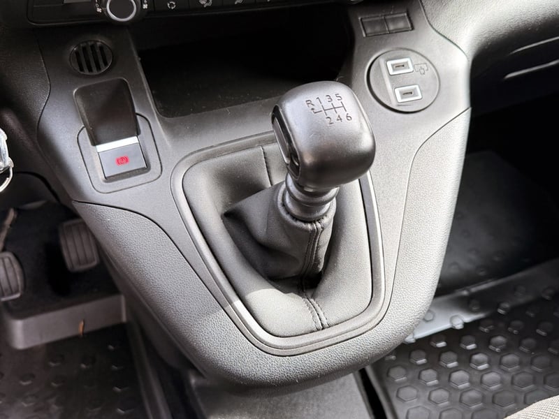 Peugeot PARTNER 1.5 L1 HDI 2025 - Imagen 18 de 20