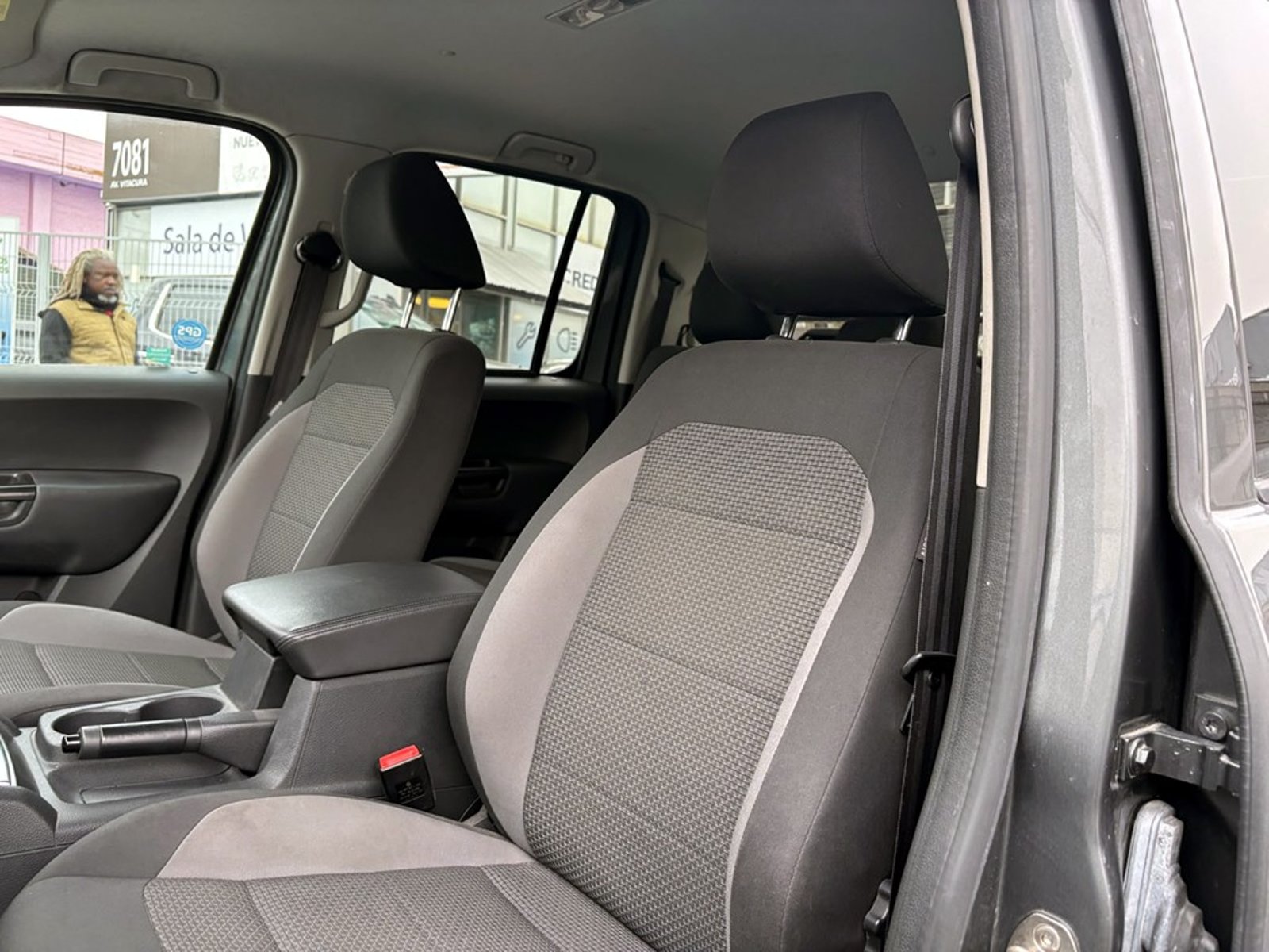 VOLKSWAGEN AMAROK Amarok Confortline 4X4 AT 2021 - Imagen 10 de 19